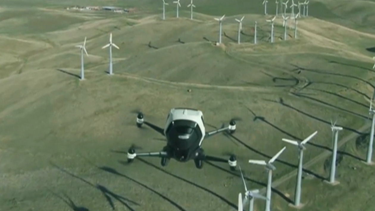 Latająca taksówka bez pilota. Czy ten dron to początek miejskiej rewolucji?